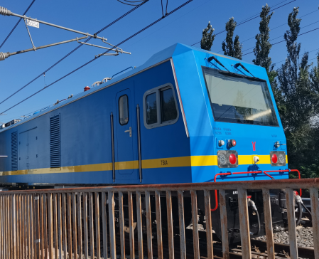 双源制电传动钢轨探伤车（DC1500V+柴油发电机组）